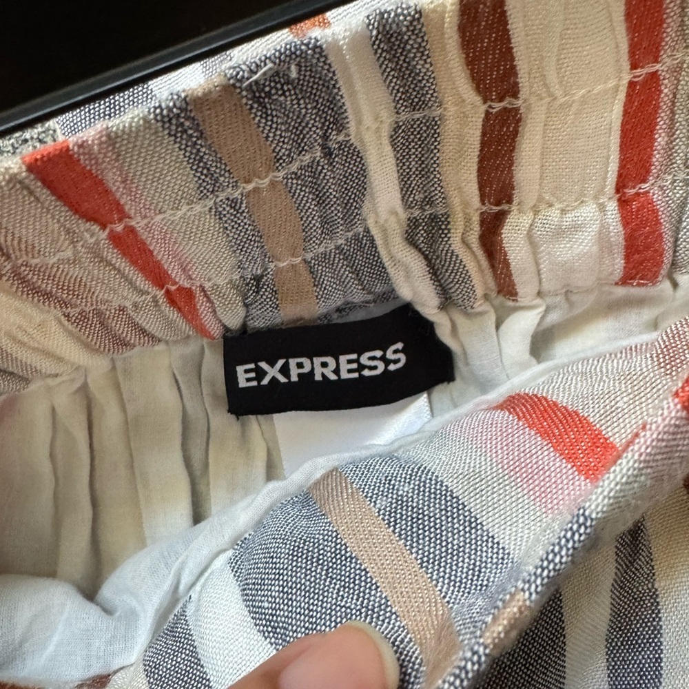 Express Striped Wide-Leg Pants - Picture 8 of 9